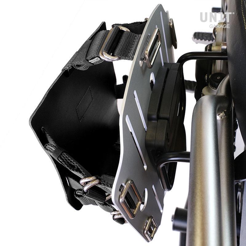 BMW R nineT 1200 Roadster [2014-2023] - Aluminium-Taschenhalter mit verstellbarer Lederfront, Schnellkupplung und Rahmen