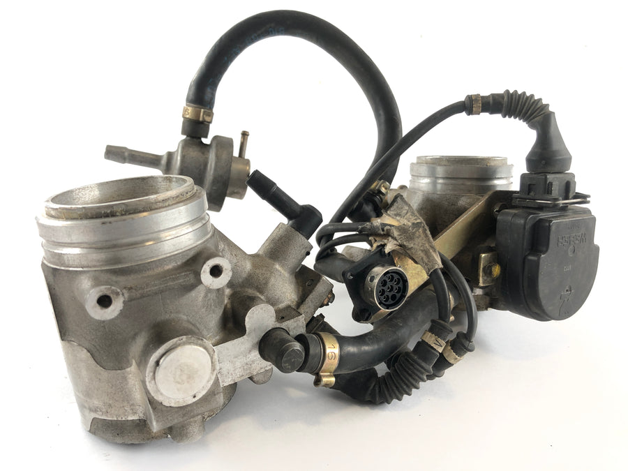 Ducati 888 Strada [1993] - valvola a farfalla