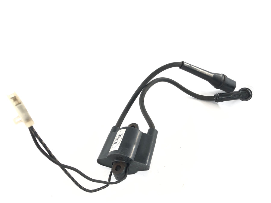Suzuki DR 600 SN41A [1986] - Zündspule mit Kerzenstecker