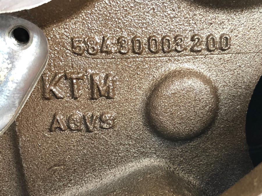 KTM 640 LC4 Adventure [2003] - Engine housing empty housing