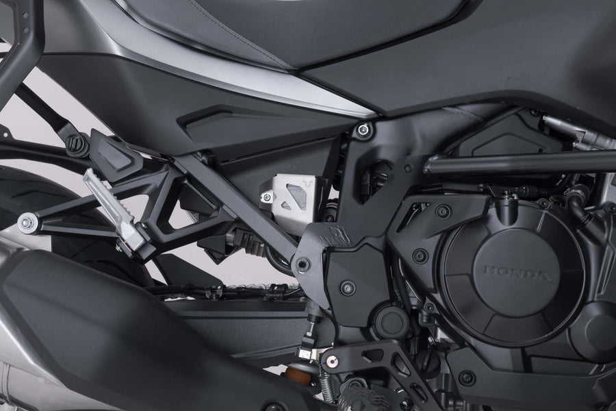 Honda NT 1100 [2022-2025] - Brake fluid reservoir protection - picture 6