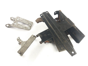 Benelli 504 Sport [1979] - Box batteria e supporto aggregato