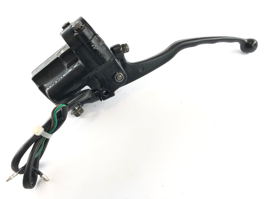 Yamaha XS 650 Type 447 [1975] - Handbrake pump front