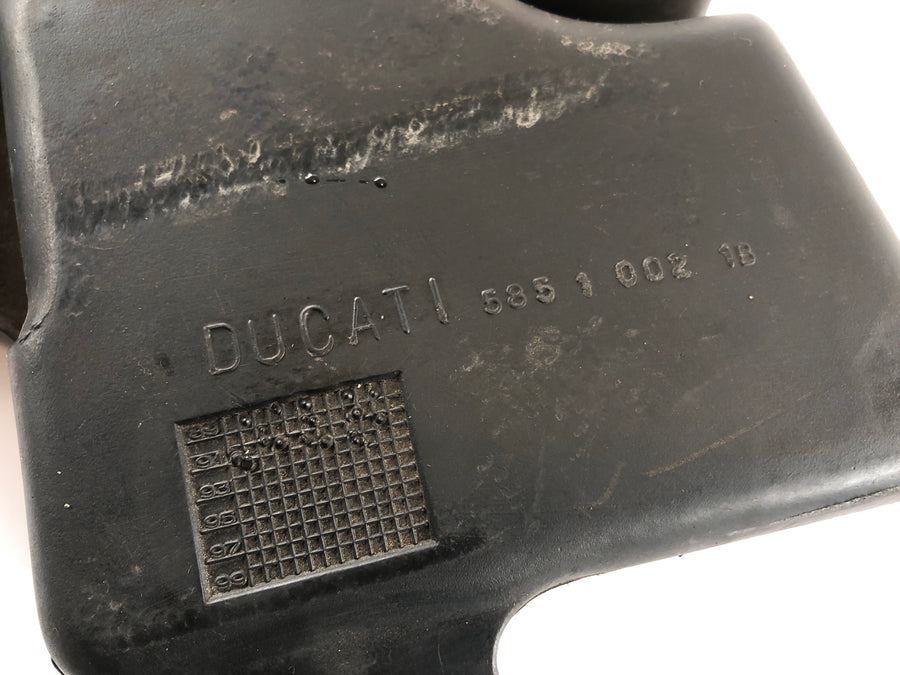 Ducati 888 Strada [1993] - Ventilazione per alloggi per motori contenitori di espansione
