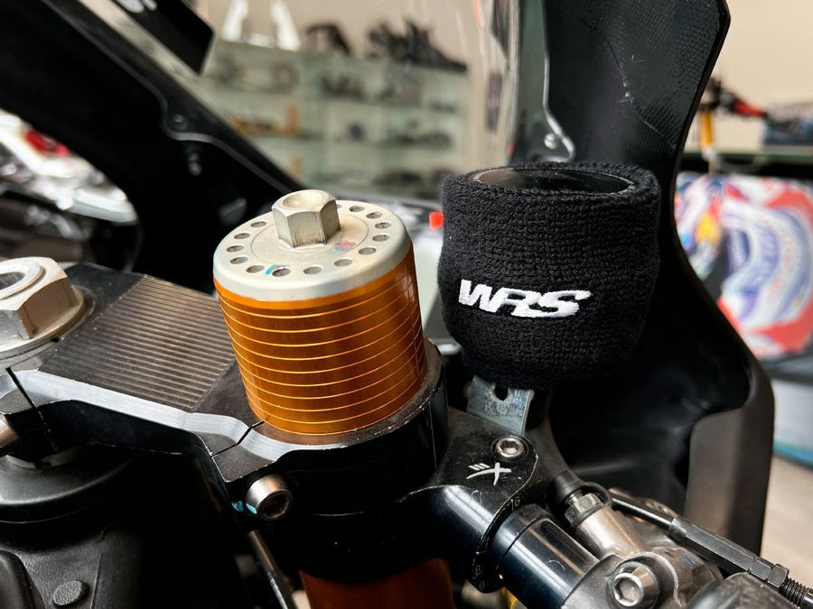 [WRS] - Manicotto protettivo per serbatoio liquido freni - vista 2